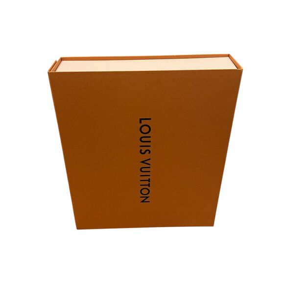 Authentic Louis Vuitton Empty Magnetic Folding Gift Storage Box 15x13x3.5 - Picture 2 of 6